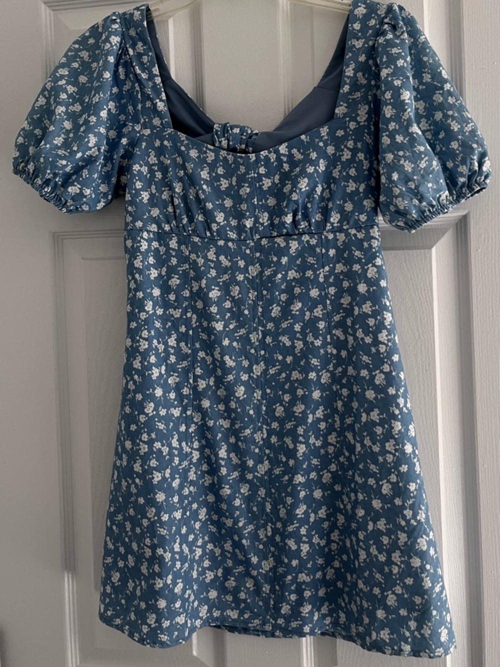 Altar'd State Blue Floral Puff-Sleeve Mini Dress